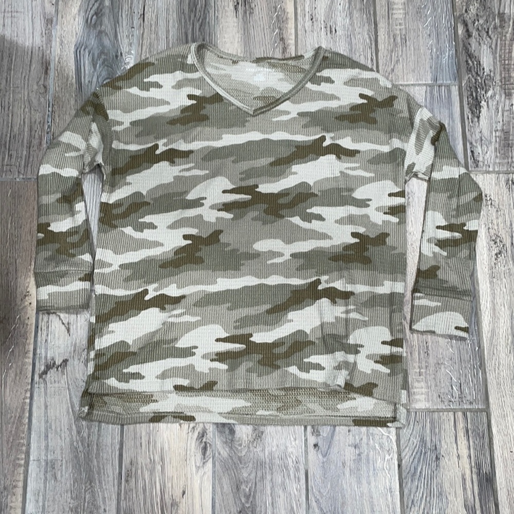 American Eagle Camo Womens Sweater